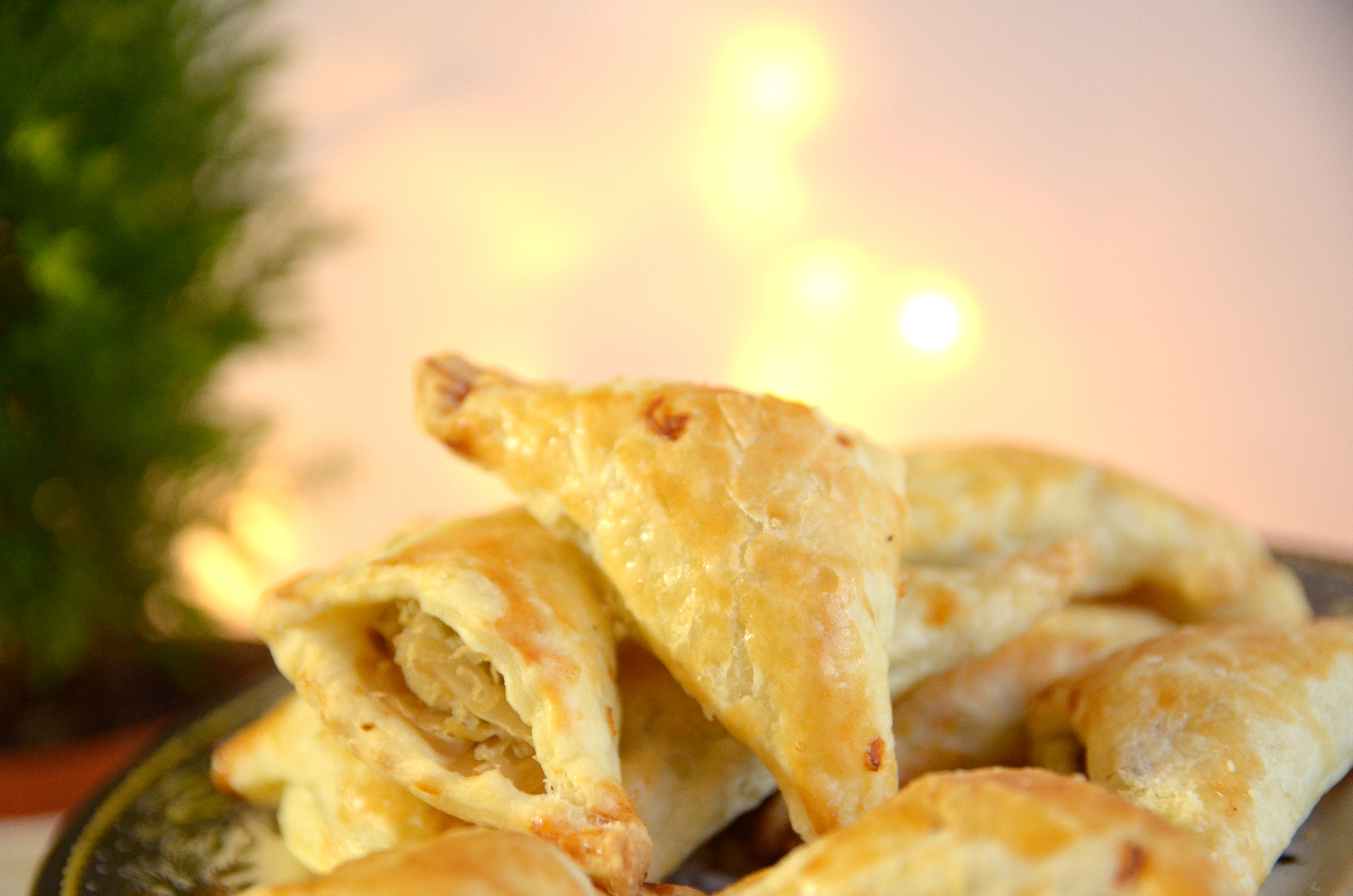 Paszteciki francuskie z kapustą i pieczarkami