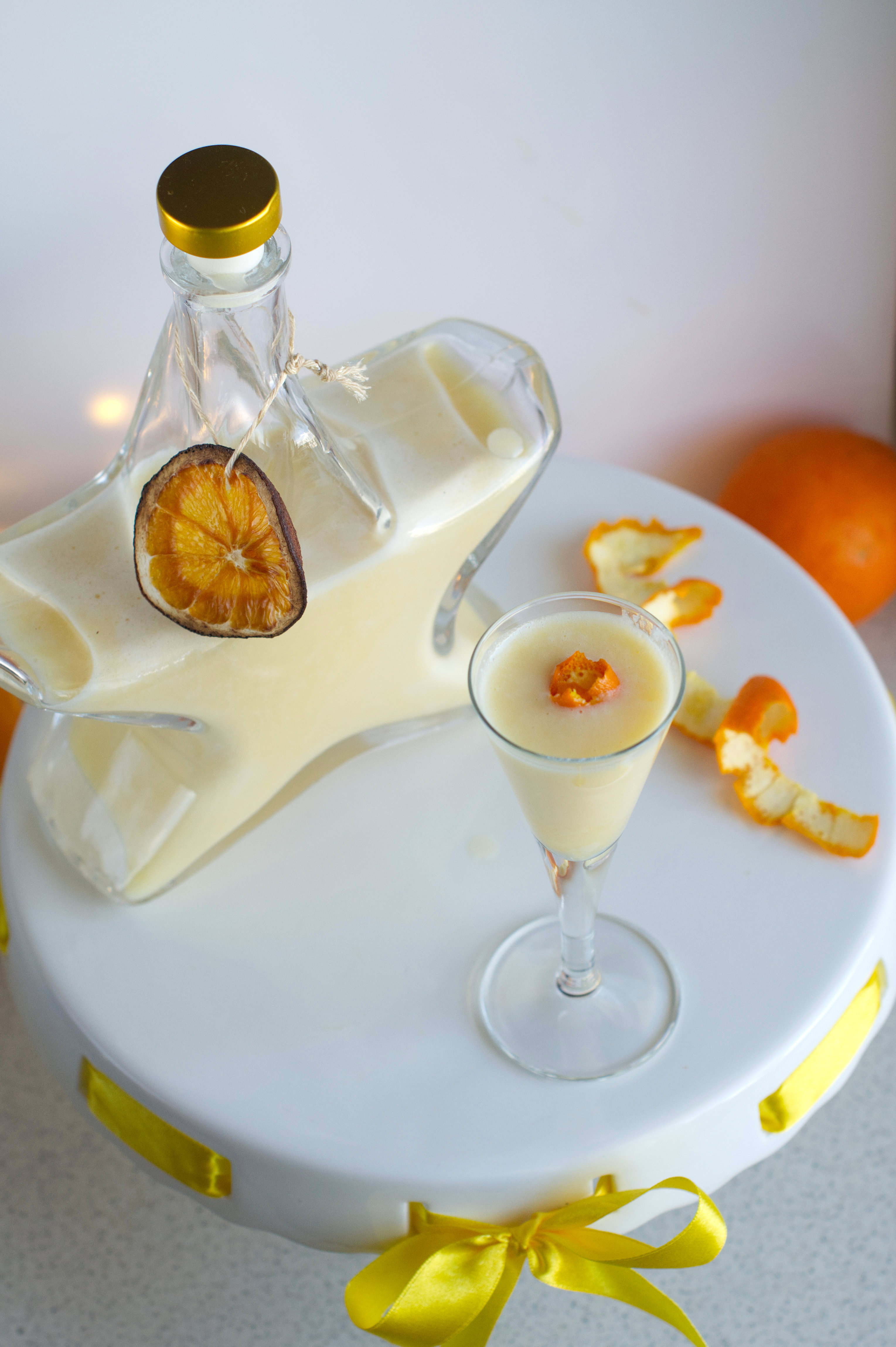 Ajerkoniak – pomarańczowy likier jajeczny