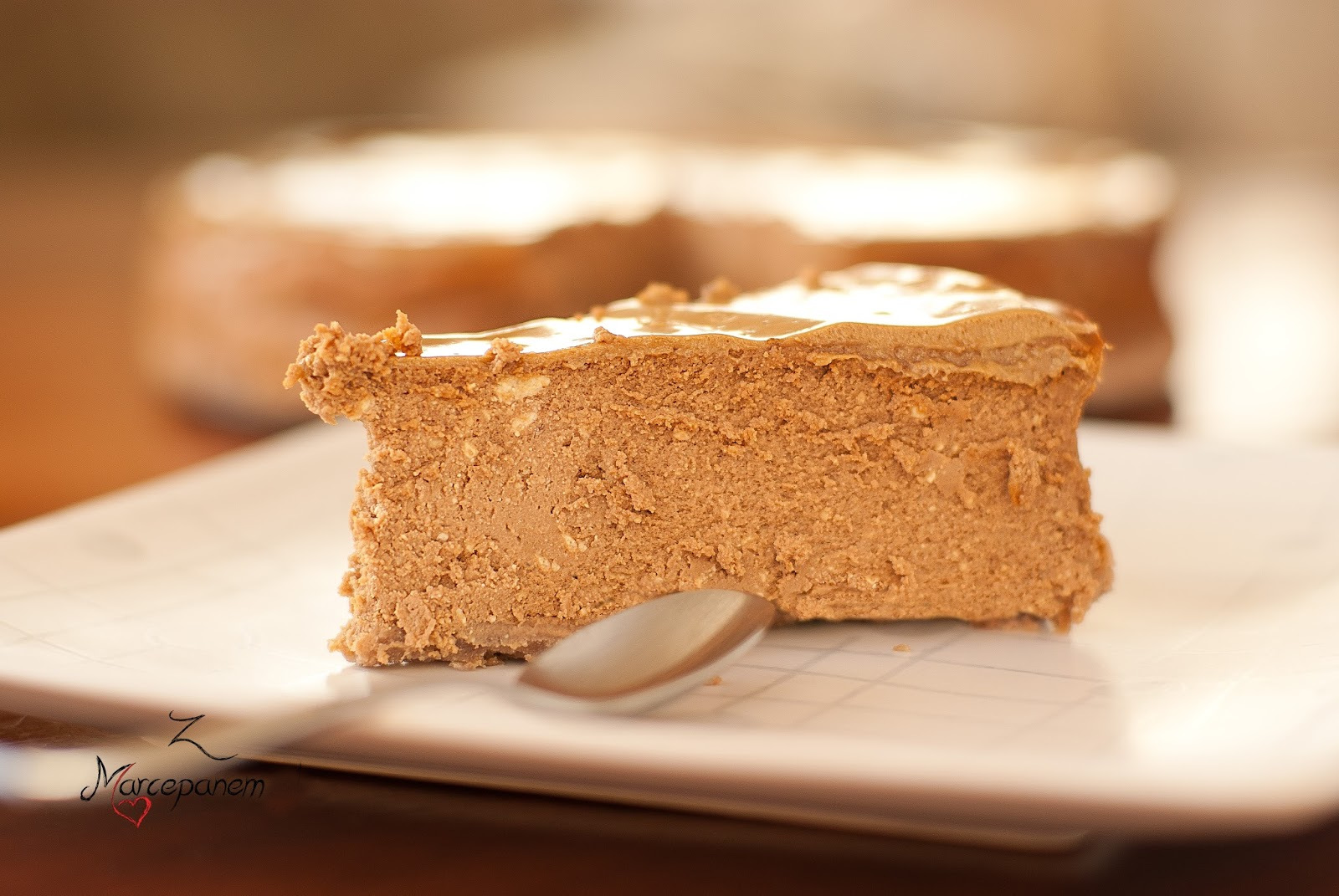 Sernik czekoladowo-karmelowy